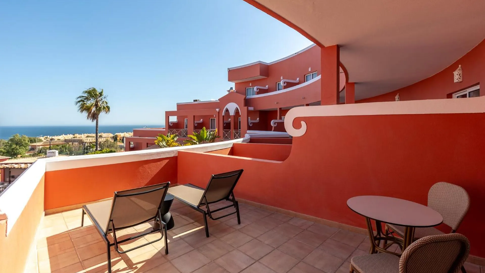 Belavista Da Luz - Wellness & Lifestyle Hotel 4*,  Portugal